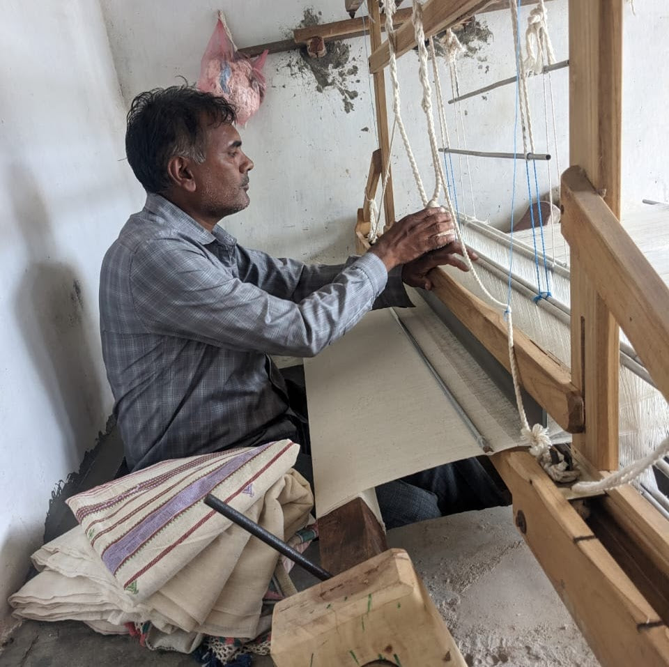 Discover the Artistry: Handwoven and Embroidered Stoles from Kutch, Gujarat