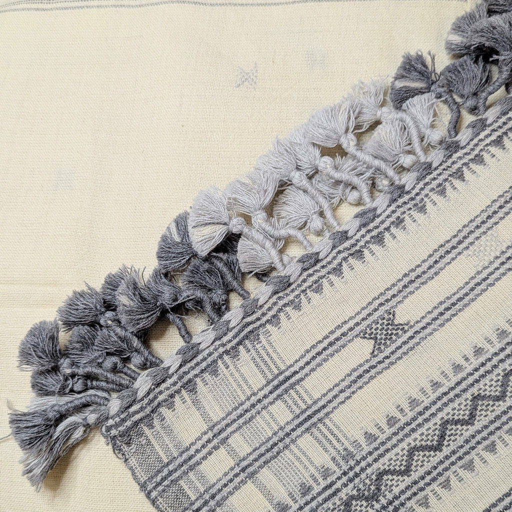 Bhujodi Warm Scarf