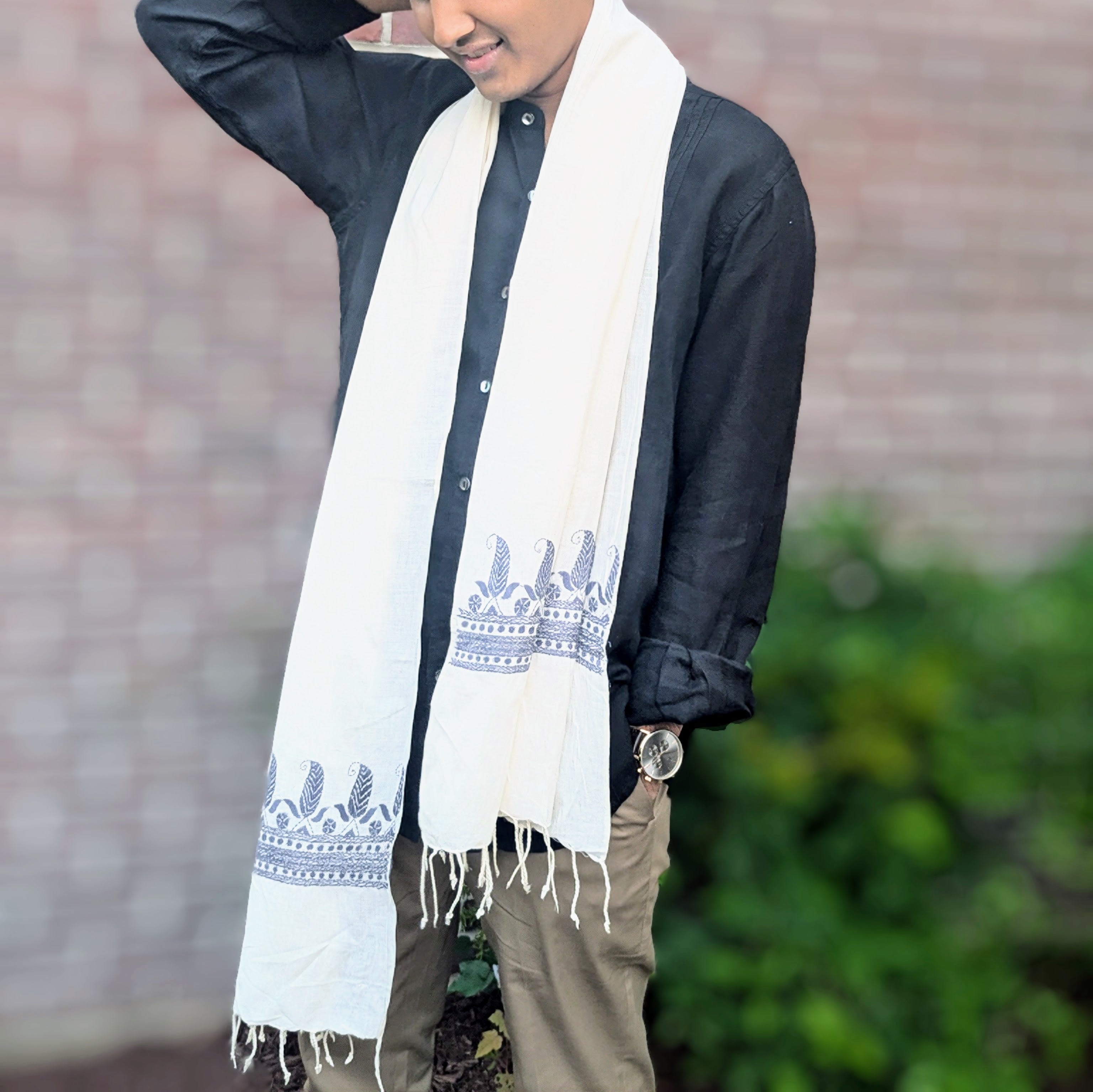 Resham Silk Embroidered Stole