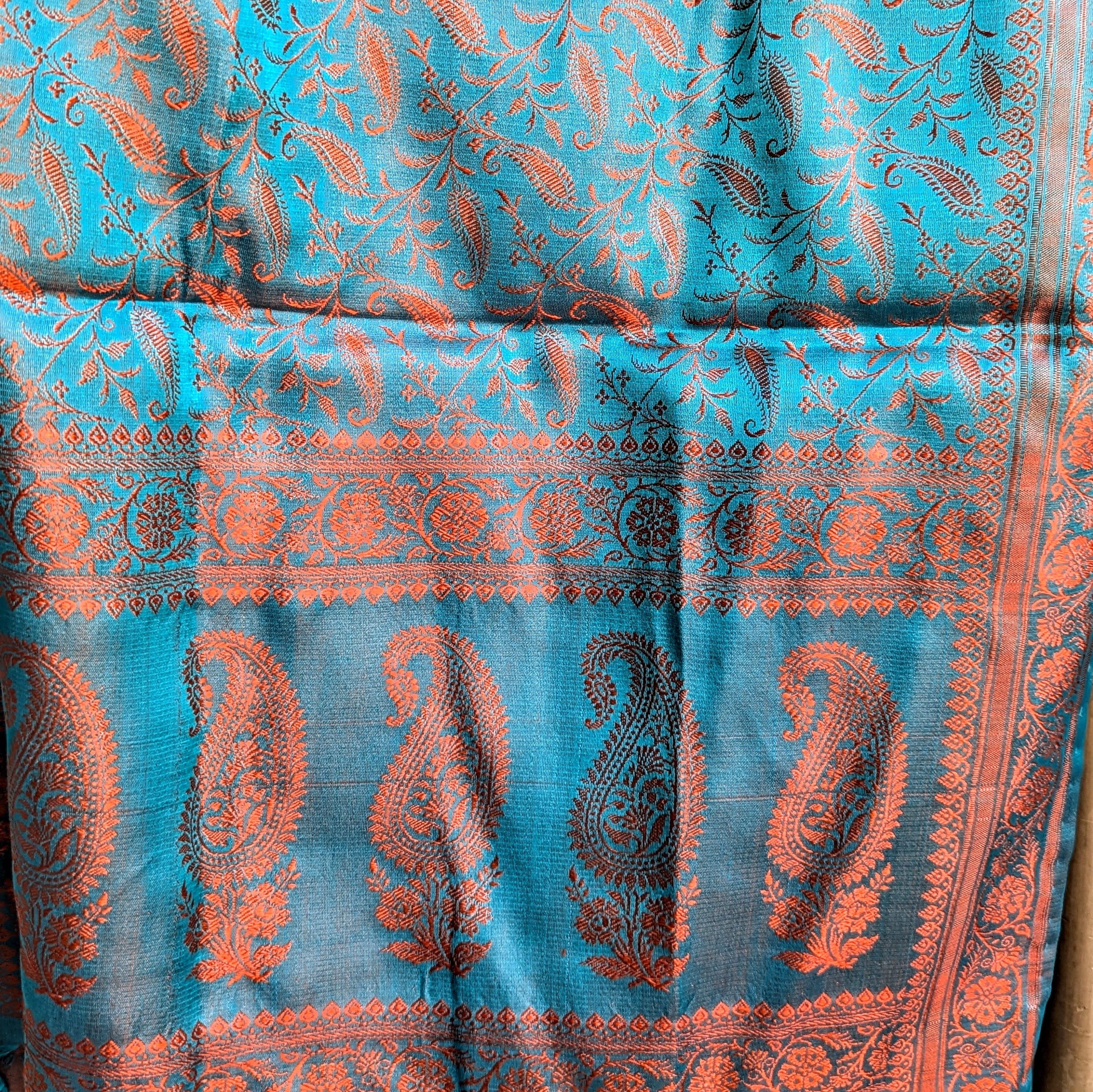 Banarasi Pure Silk Stole Light Green